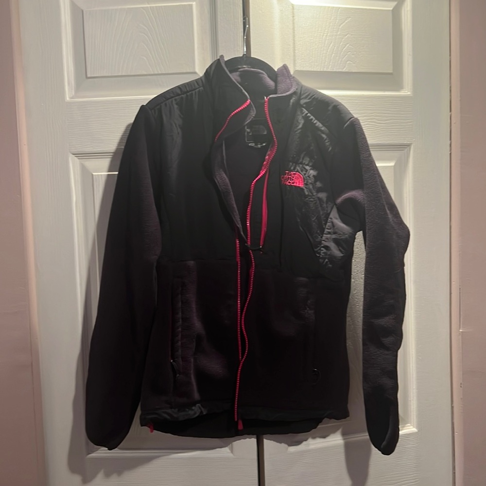 EUC Womens North Face Denali Jacket Size M